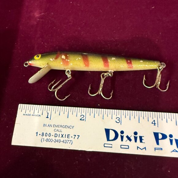 VTG fishing lures, Red Fin and Trouble Maker - Picture 8 of 14
